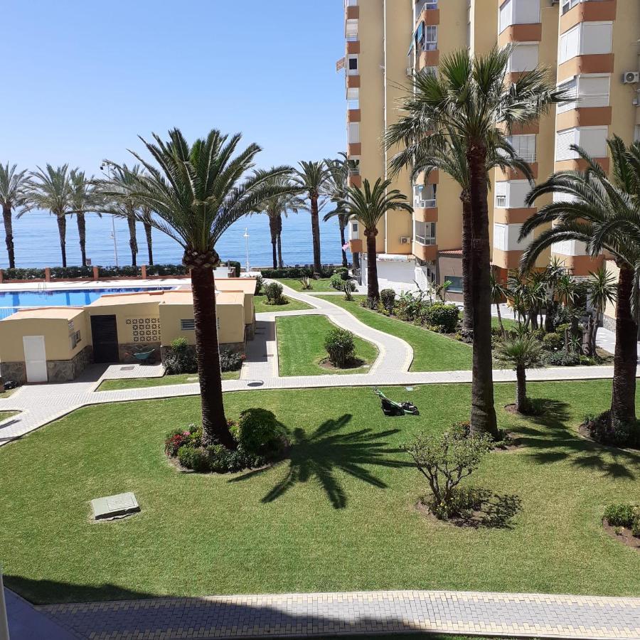 Apartamentos Centro Internacional Algarrobo-Costa Εξωτερικό φωτογραφία